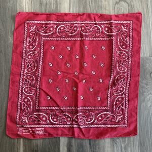 Vintage Paris Accessories Bandana Red Paisley Made in USA RN13960 Cotton 20x20